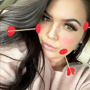 Meet your Posher, Cierra